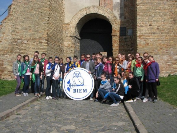 У Луцьку змагання школярів-ерудитів влаштували в нічному клубі. ФОТО