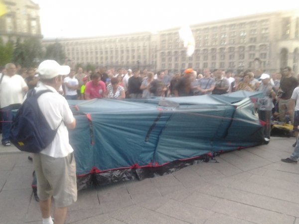 «Врадіївці» встановлюють намети