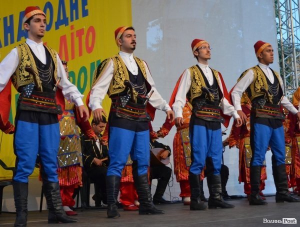 «Поліське літо з фольклором» розпочали у Луцькому замку. ФОТО