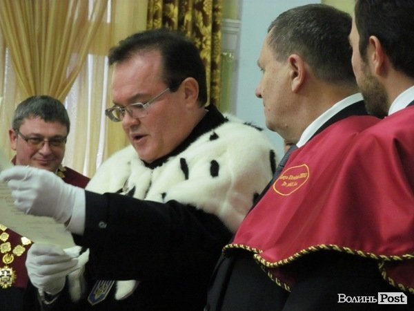 У Луцьку два вчених отримали титул доктора філософії. ФОТО