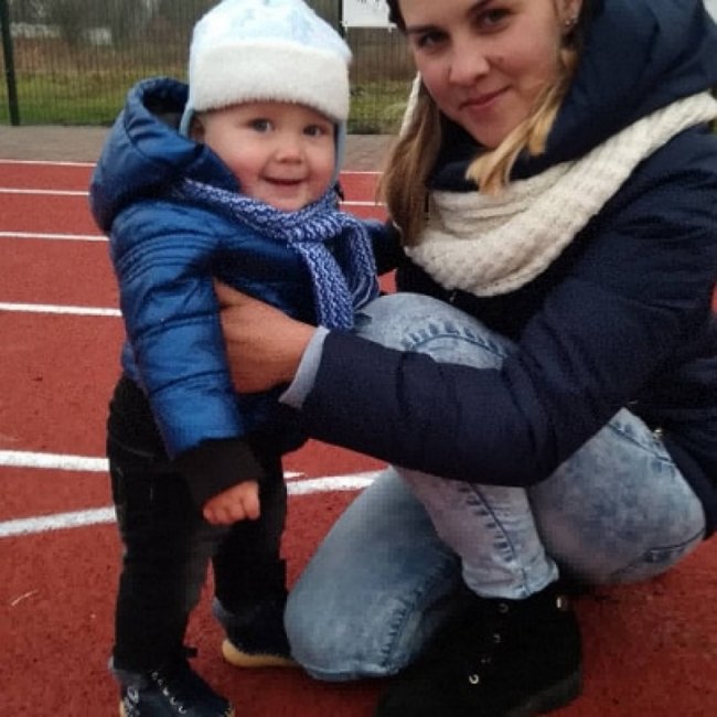 У 23-річної волинянки – рідкісна хвороба: рідні благають про допомогу