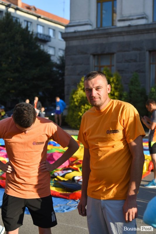 «Бойовий» настрій і віра в себе: як команда «КроШу» підкорювала шостий «Дмитрук Лучеськ Півмарафон». ФОТО*