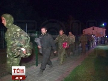 Росія віддала 63 українських військових. ВІДЕО