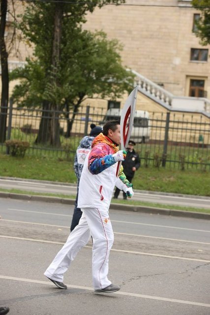 Пригоди факела в Москві: Олімпійський вогонь учетверте згас. ФОТО. ВІДЕО