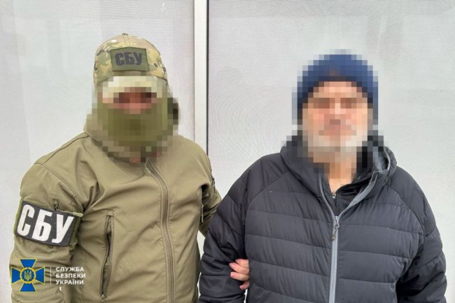 У Херсоні СБУ затримала подружжя «ждунів», яке шпигувало для окупантів