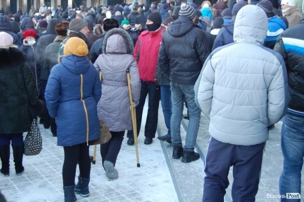 Волинська ОДА: штурм, який не відбувся. ФОТОРЕПОРТАЖ