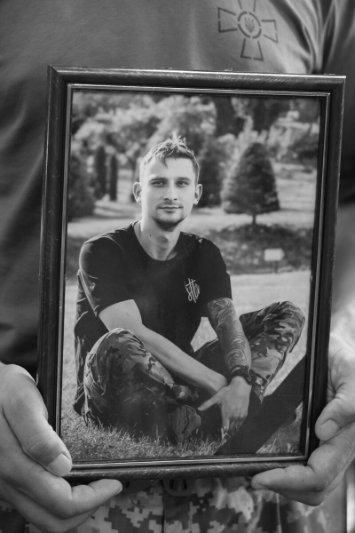 У Луцьку попрощалися із Героєм Олексієм Цехошем