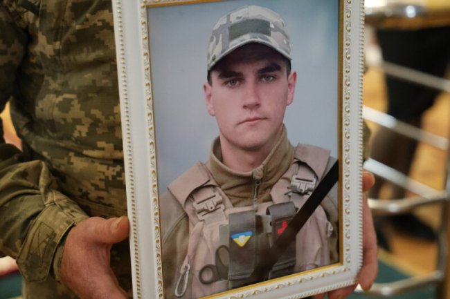 У Луцьку полеглих Героїв Бориса Кулеша, Віталія Сардачука та Віталія Чубелюка провели в останню дорогу