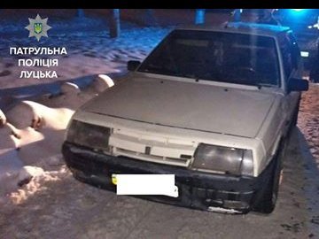 У Луцьку в авто знайшли зброю