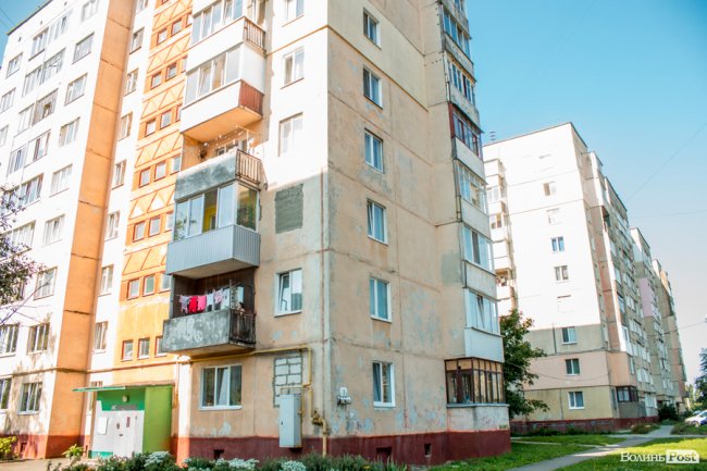 «Хто живе на ЛПЗ, тому у житті везе»: день на луцькому районі контрастів. ФОТО