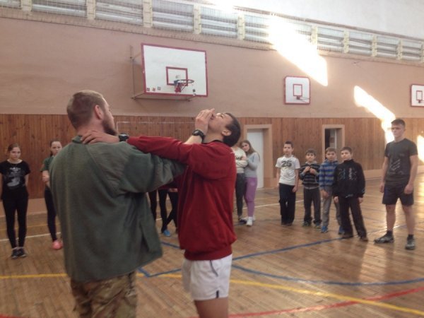 Луцькі пластуни вчились самозахисту. ФОТО