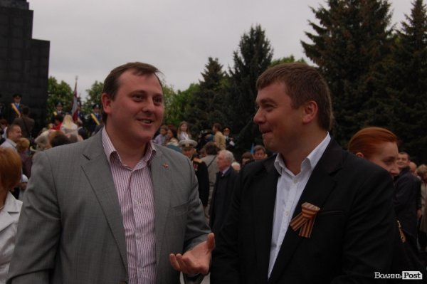 Парад Перемоги у Луцьку пройшов з комуністами і міліцією