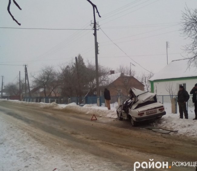 На Волині вантажівка врізалася у «Жигулі»