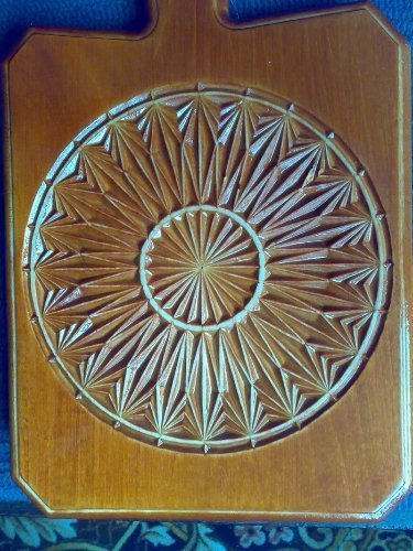 Волинський студент створює шедеври із дерева і паперу