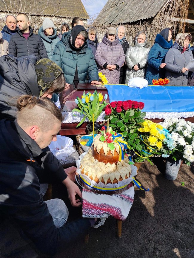 На Волині попрощалися із загиблим Героєм Олександром Грисюком. ФОТО