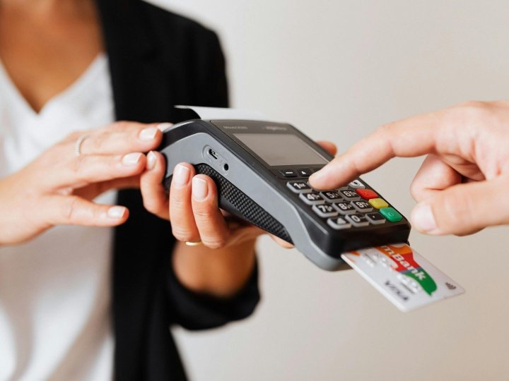 В Україні хочуть відмовитися від паперових чеків