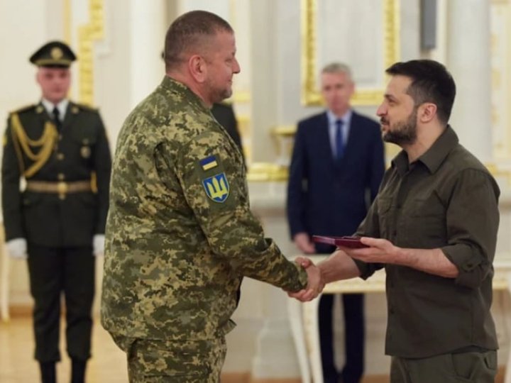 Залужний підтвердив, що балотуватиметься в президенти, хоч його намагалися відмовити, - ЗМІ