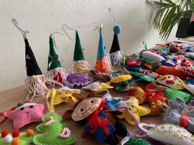 У Підгайцях провели благодійний ярмарок у підтримку акції «Тепла іграшка надії». ФОТО