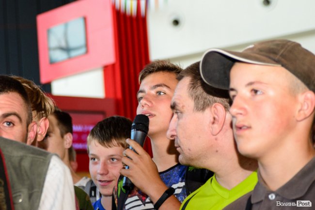 Лучан знайомили з новими гравцями «Волині». ФОТО