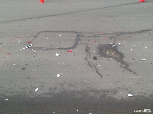 Аварія у Луцьку: Mercedes врізався у припарковану Audi. ФОТО