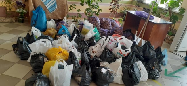 Волинські школярі зібрали допомогу для дітей, які залишилися без батьківського піклування. ФОТО