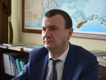 Бурштин, зброя, наркотики: Волинська митниця розповіла про спроби контрабанди