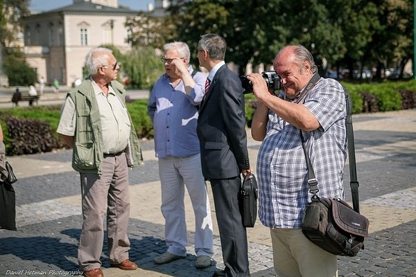 Самооборона привезла з Європи кошти та «швидкі» для АТО. ФОТО