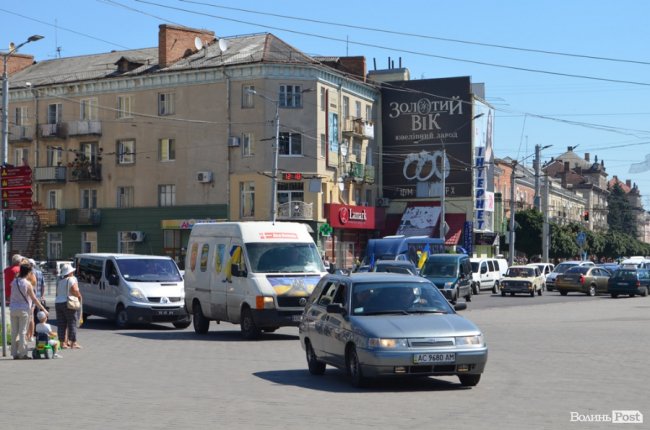 Як у Луцьку прощалися з Героєм Андрієм Єлістратовим. ФОТО