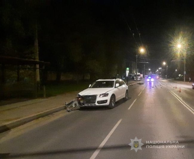 У Луцьку під час аварії травмувався мотоцикліст і неповнолітній пасажир. ФОТО