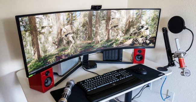 Вигнуті екрани: навіщо вони потрібні*