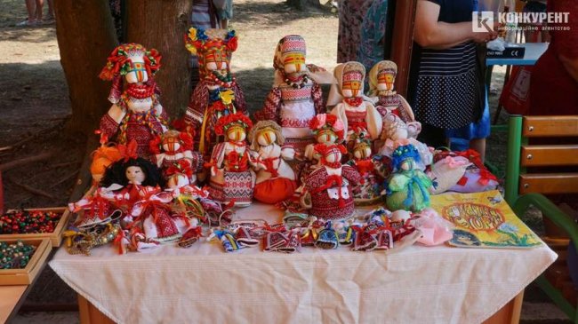 З танцями та музикою: як у Липлянах, Рокинях та Прилуцькому святкували День села. ФОТО