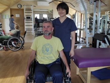 Як на Волині проходить реабілітацію один з поранених українських бійців. ФОТО. ВІДЕО