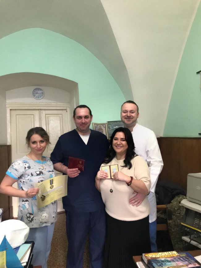 Волинські медики отримали нагороди за участь в АТО