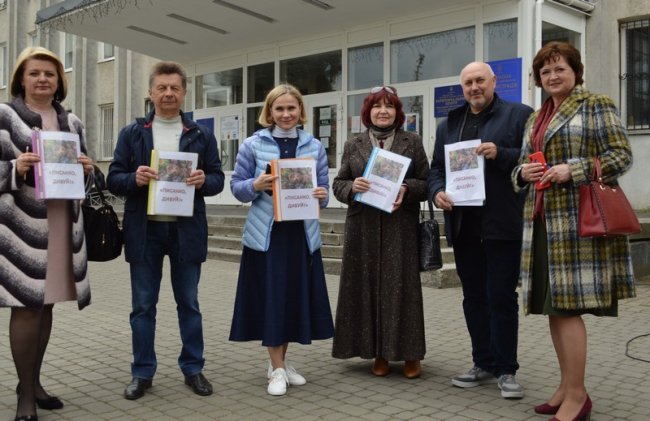 Центральну частину Ковеля прикрасили великодніми декораціями. ФОТО