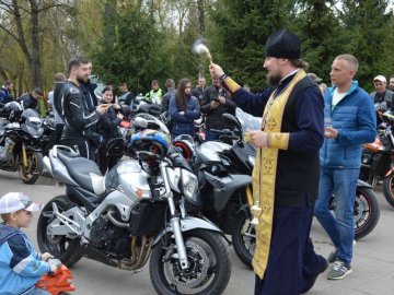 Байкерський зліт: у Луцьку відкрили мотосезон. ФОТО