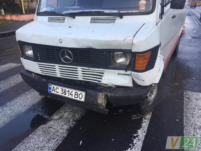 У Луцьку легковик збив жінку на «зебрі», – ЗМІ