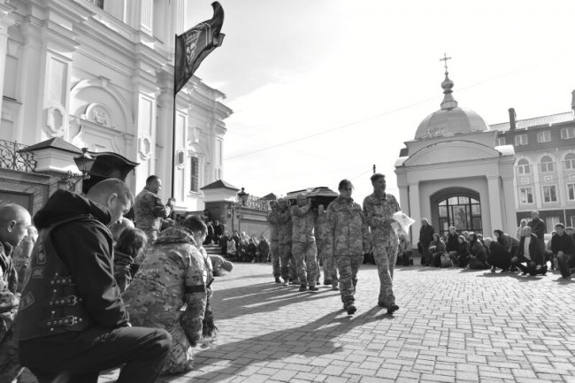 У Луцьку попрощалися із Героєм Олегом Струбіцьким