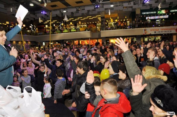 У Луцьку відбувся розіграш IPhone7 від ТМ «Забіяка» 