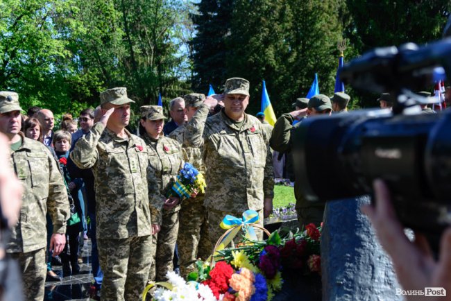 У Луцьку відзначають День пам'яті та примирення. ФОТО