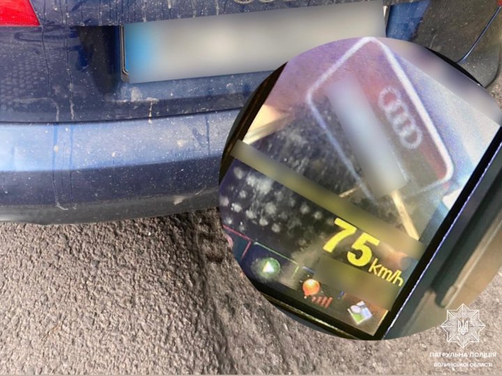 Їхала без прав та на швидкості: у Луцьку затримали водійку автівки