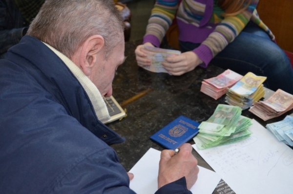 Під час концерту «Кому Вниз» зібрали понад 12 тисяч гривень. ФОТО