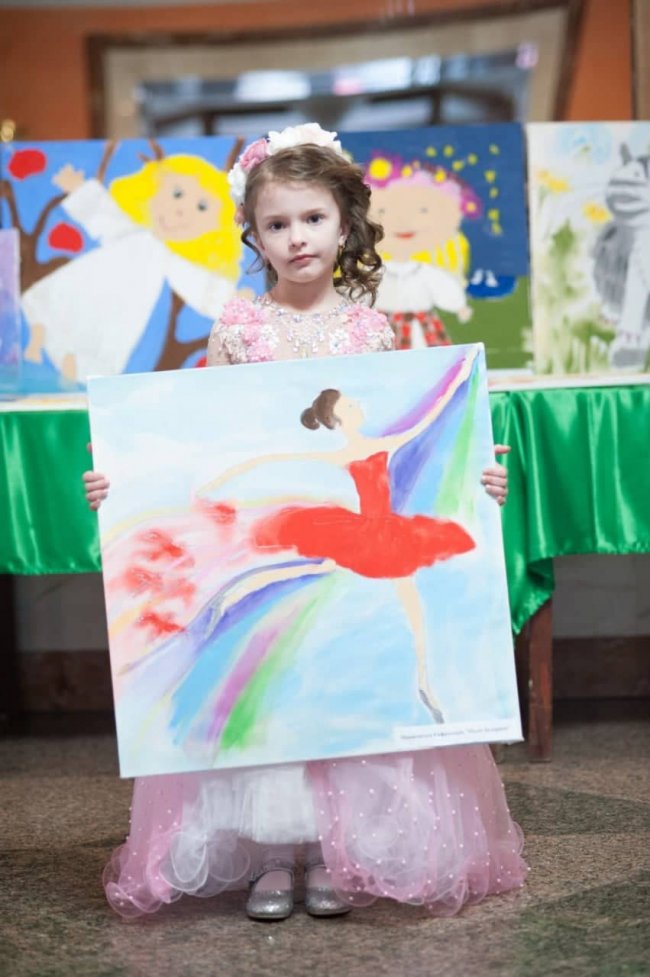 Заклад, де виховують лідерів: як у Луцьку працює унікальний дитячий центр розвитку «Світлинка»*