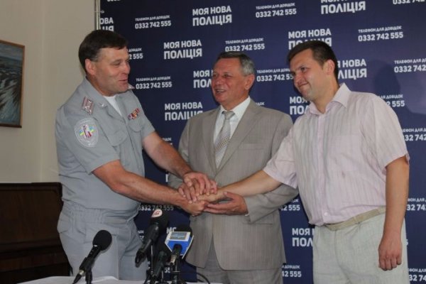 У Луцьку відкрили пункт прийому заяв у нову поліцію міста. ФОТО