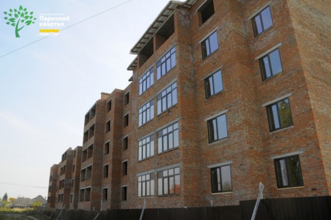 У ЖК «Парковий квартал» розпочали перекриття другого будинку. ФОТО*