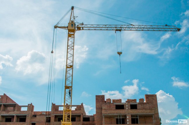 Яскравий фасад та неймовірні краєвиди: як будують  ЖК «Caramel Residence» у Луцьку*