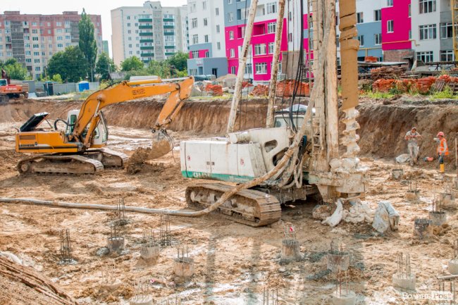 Яскравий фасад та неймовірні краєвиди: як будують  ЖК «Caramel Residence» у Луцьку*