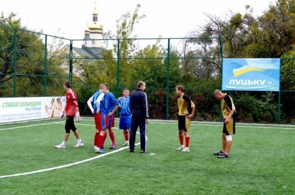 Луцькі школярі боролися за «Шкіряний м’яч». ФОТО