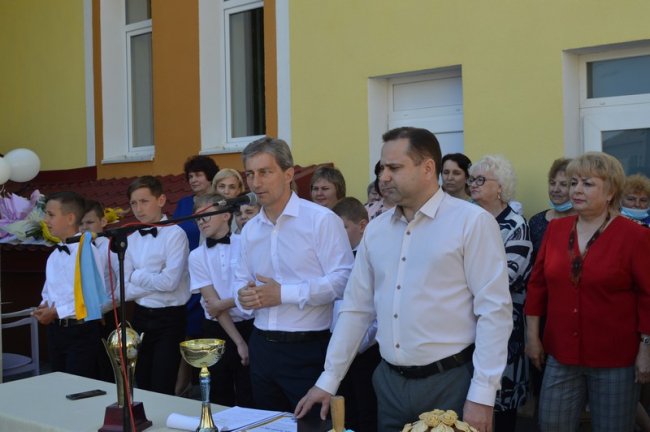 Як у школах Ковеля провели останній дзвоник. ФОТО