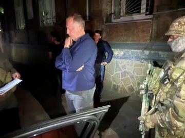 На хабарі у 2 мільйони гривень затримали мера Сум