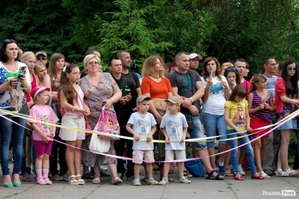 У Луцьку відбувся фестиваль дитячих візочків